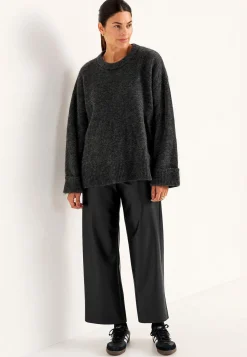 Ankellange bukser i læderimitation