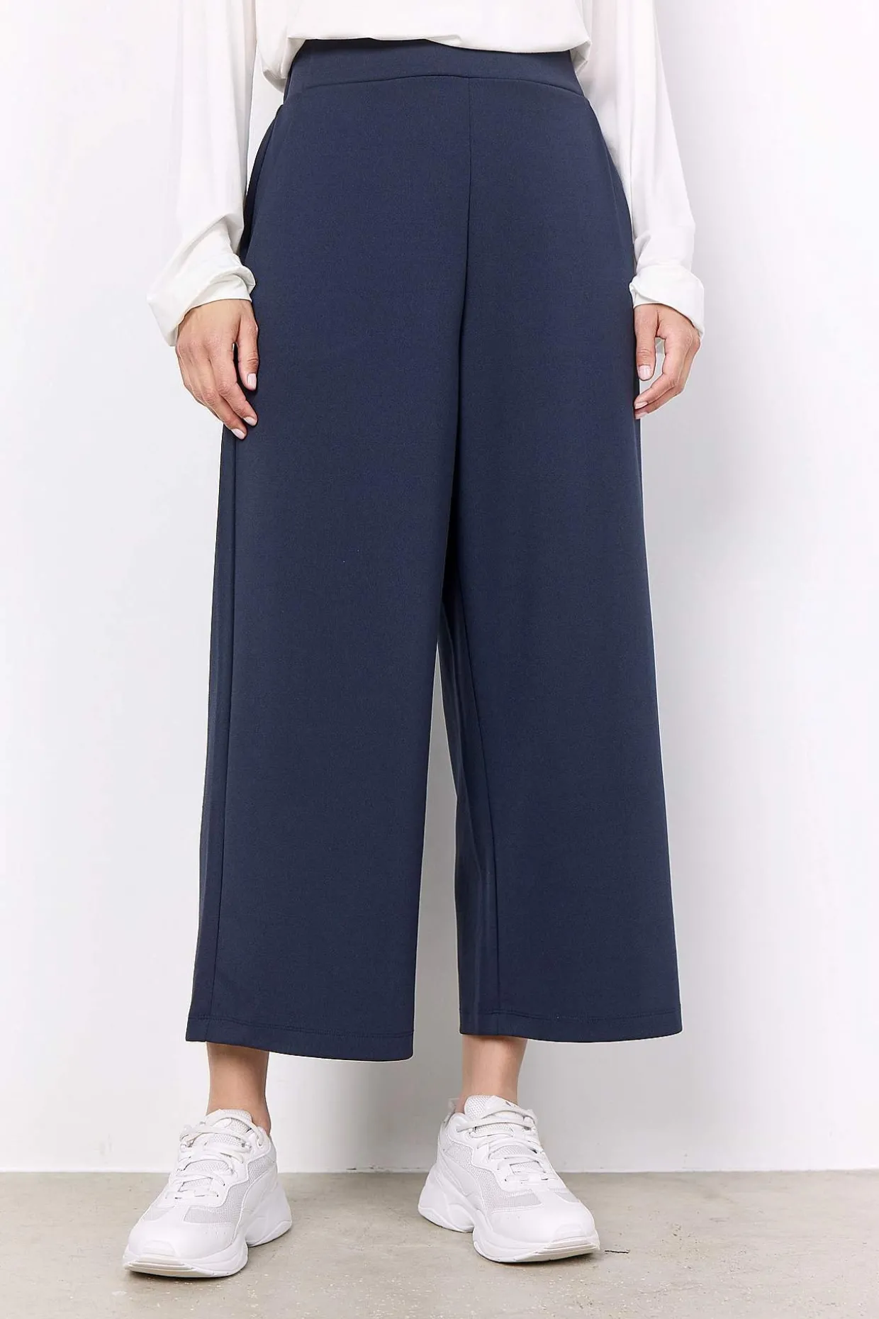 Ankellange jerseybukser med brede ben