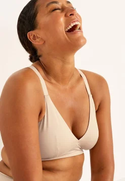 Bøjleløs, blød soft BH | Cellbes