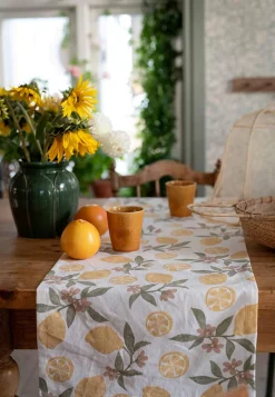 Bordløber med citronmønster | Cellbes