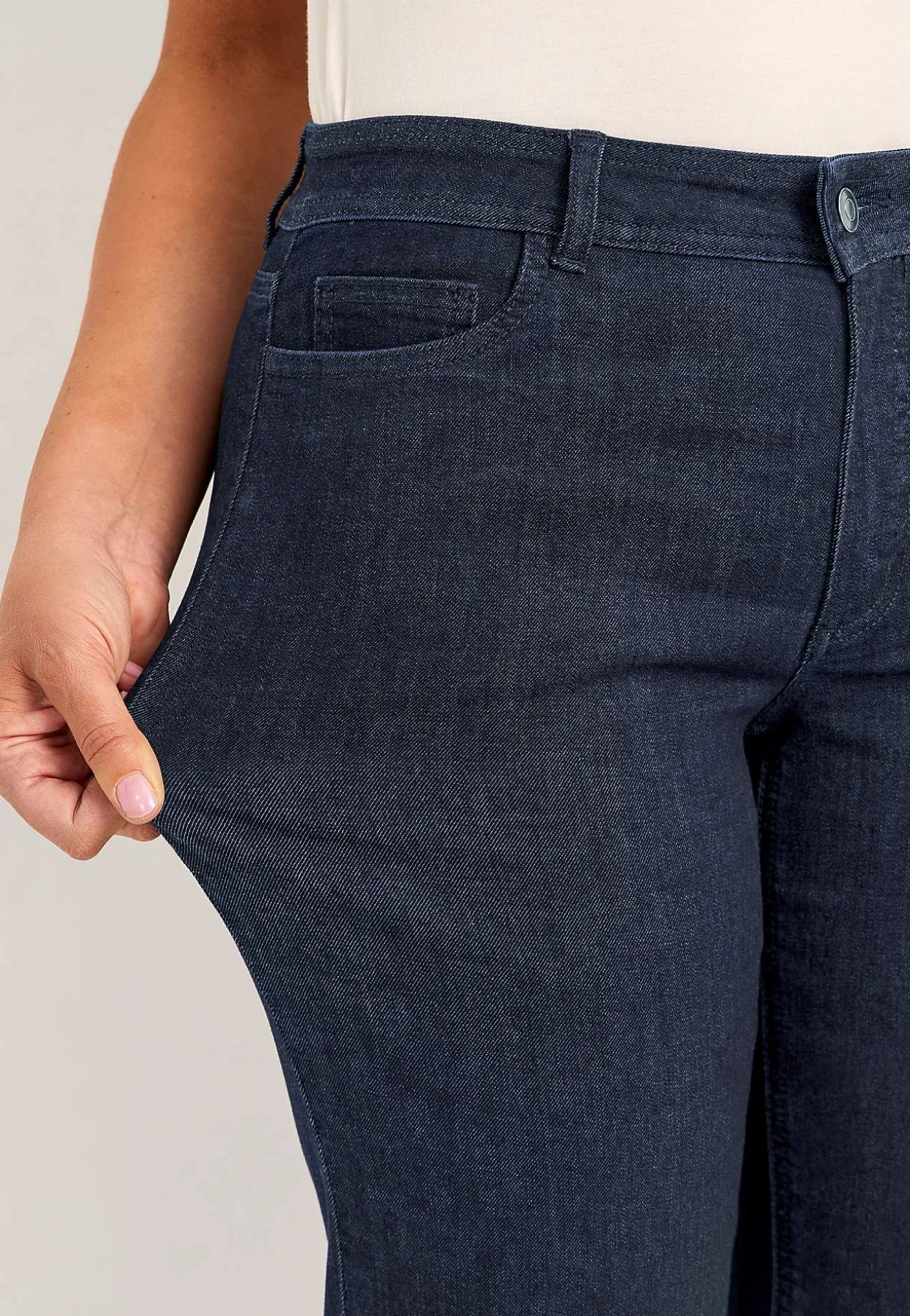 Brede jeans i denim med superstræk Sara