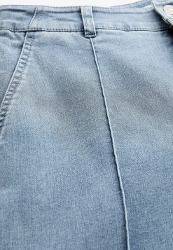 Brede jeans med syede pressefolder Mia