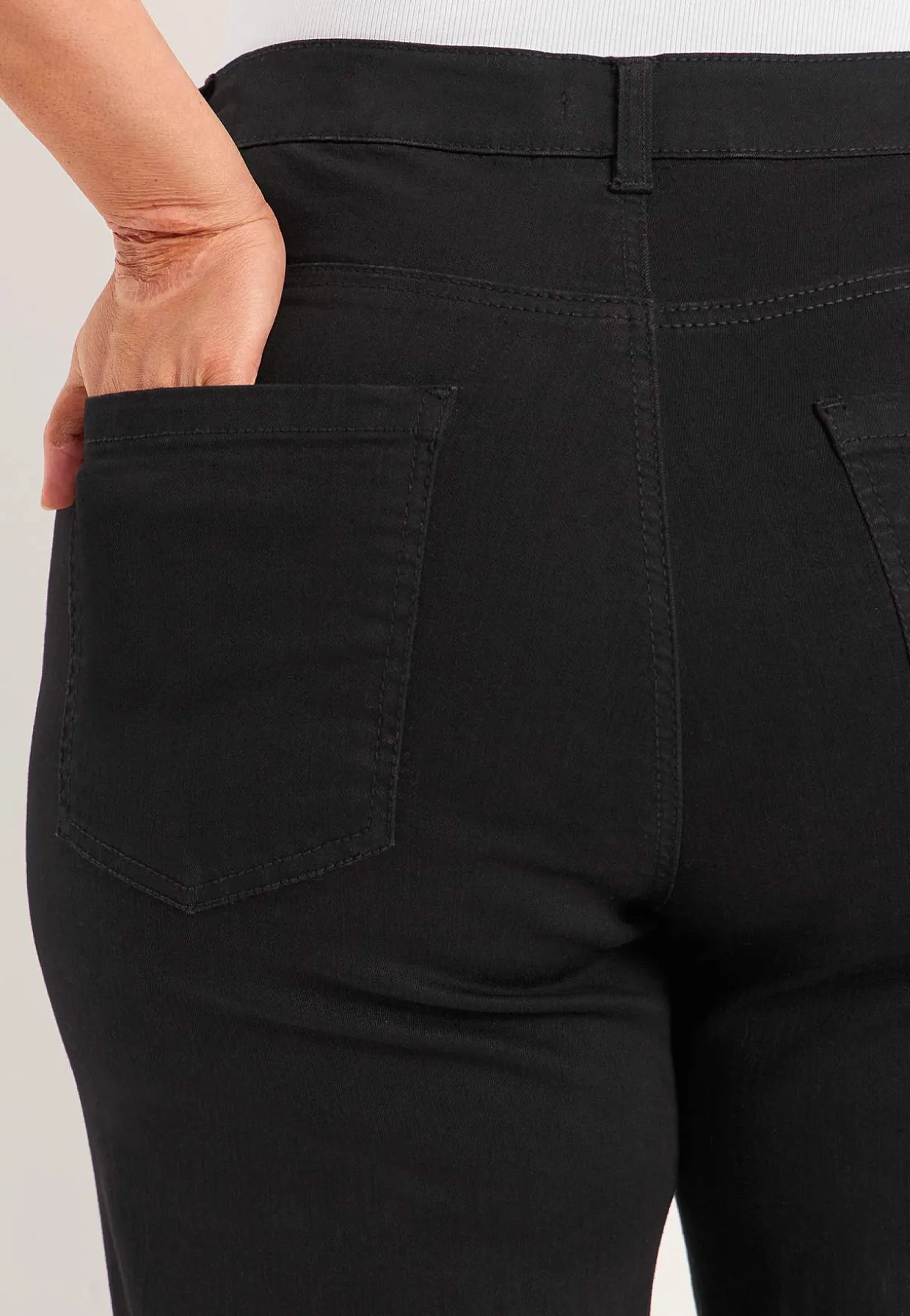 Brede, lange jeans med høj talje Renata | Cellbes