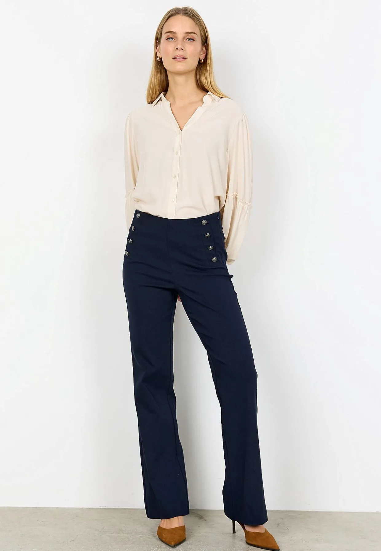 Bukser i bengalin med dekorative knapper | Cellbes