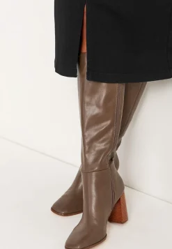 Cowboynederdel med slids foran | Cellbes