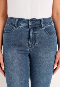 Crop jeans med superstræk Sara