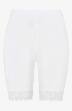 Cykelshorts med blonde Josefin