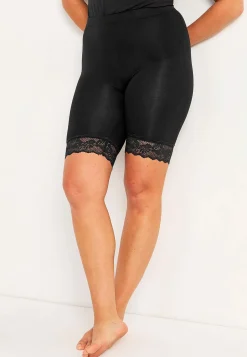 Cykelshorts med blonde Josefin | Cellbes