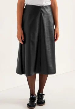 Elastisk nederdel i læderimitation