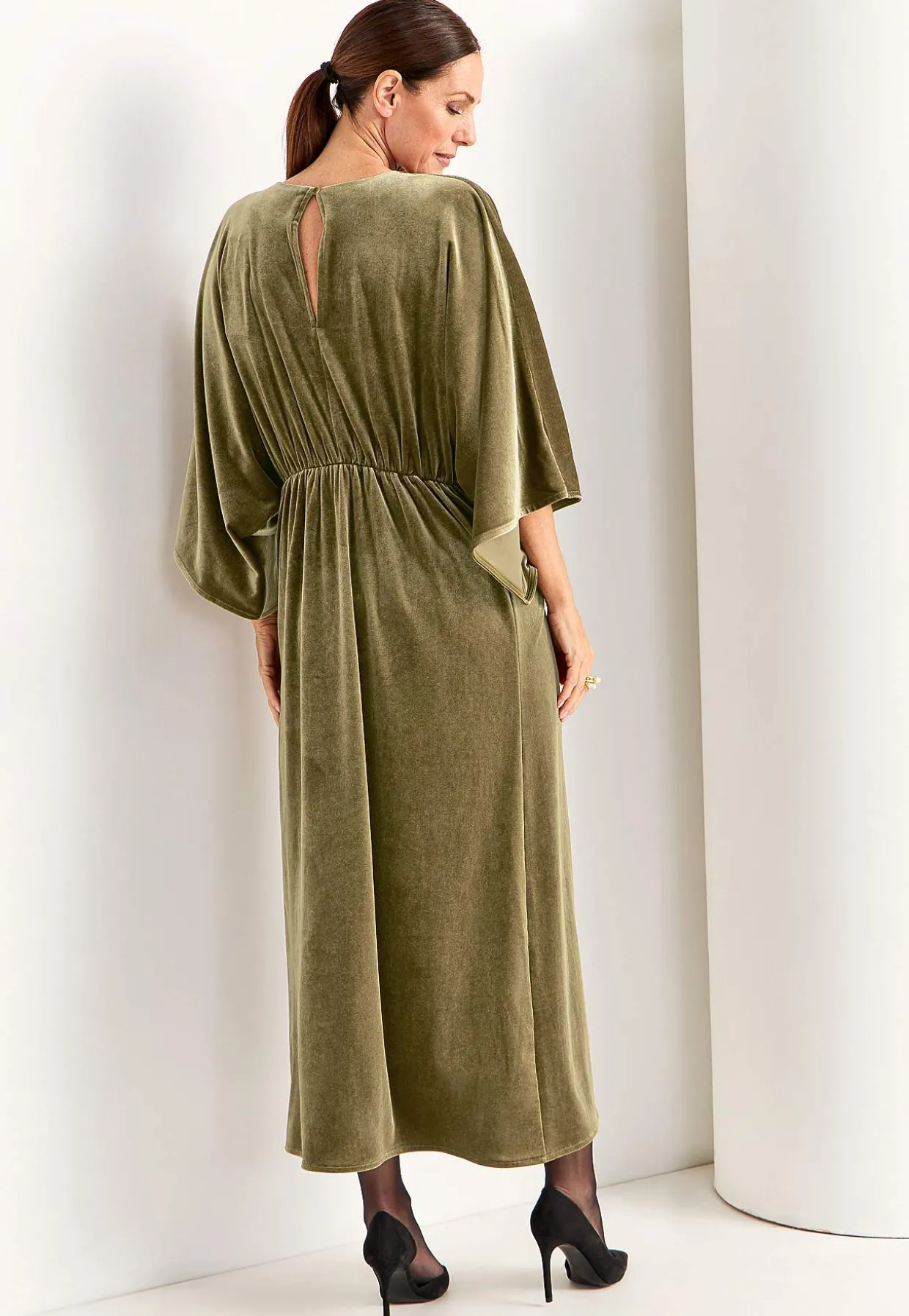 Elegant kaftankjole i velour | Cellbes