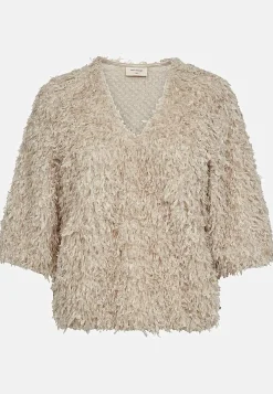 Festtop med fjerlignende materiale