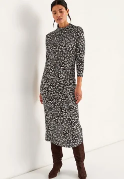 Figursyet jerseykjole