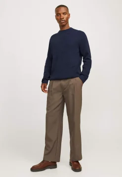 Fintstrikket trøje i merinould