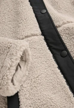 Fleecejakke med hætte