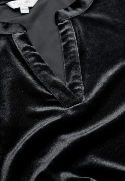 Fløjlskjole med volant