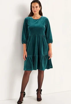 Fløjlskjole med volanter | Cellbes