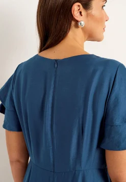 Flæsekjole med sommerfugleærmer