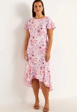 Flæsekjole med sommerfugleærmer