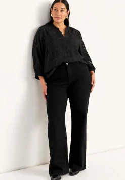 Jacquardvævet, næsten gennemsigtig bluse