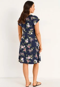 Jerseykjole med et blomstermønster