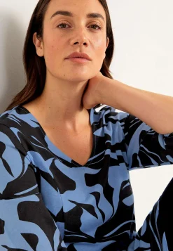 Jerseykjole med prinsessesnit