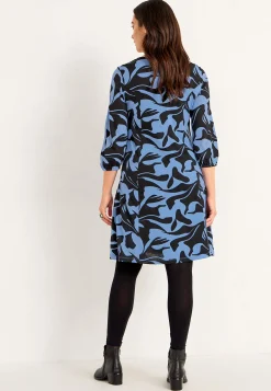 Jerseykjole med prinsessesnit