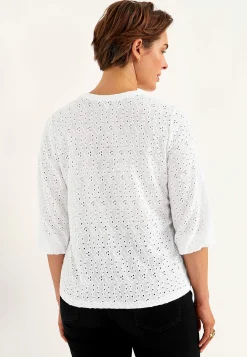 Jerseytop med broderet hulmønster | Cellbes