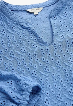 Jerseytop med broderet hulmønster | Cellbes