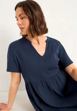 Kjole i rynket bomuld