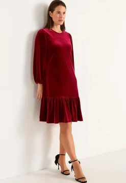 Kjole i velour med volant | Cellbes