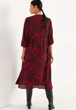 Kjole i viskose med et blomstermønster | Cellbes