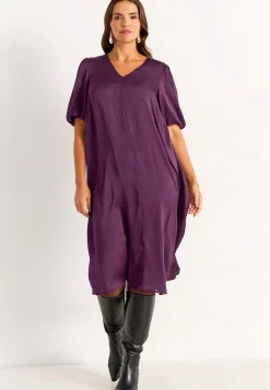 Kjole med pufærmer | Cellbes