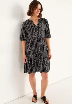 Kjole med volant | Cellbes