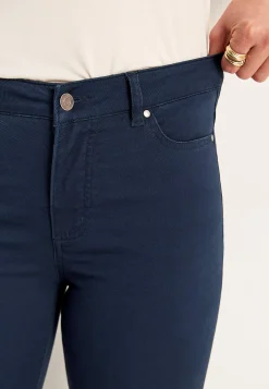 Lidt slankeree ankeljeans