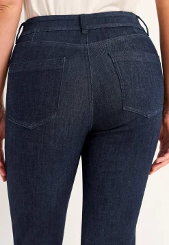 Lige jeans i denim med superstræk Sara | Cellbes