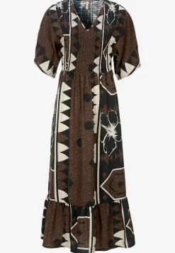 Maxi kjole med smockdetaljer