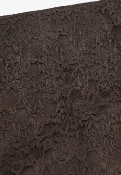 Midi nederdel i blonde