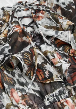 Mønstret chiffon kjole