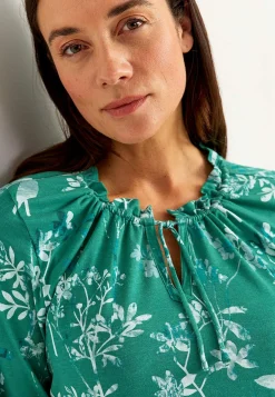 Mønstret jerseytop med flæsekant