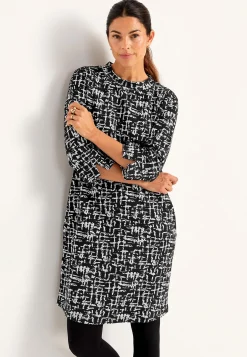 Mønstret kjole med sidelommer