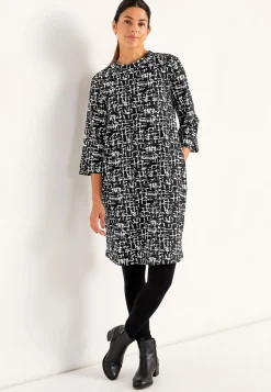 Mønstret kjole med sidelommer