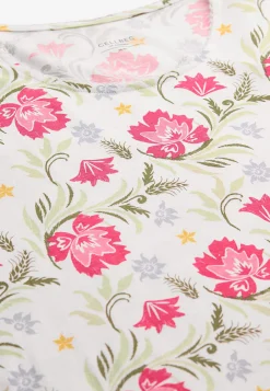 Natkjole med et blomstermønster