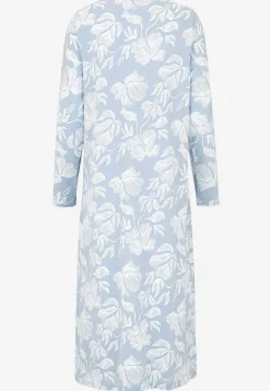 Natkjole med et blomstermønster