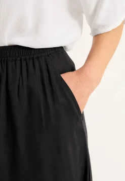 Nederdel med lommer | Cellbes