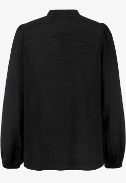 Næsten gennemsigtig bluse med broderi | Cellbes