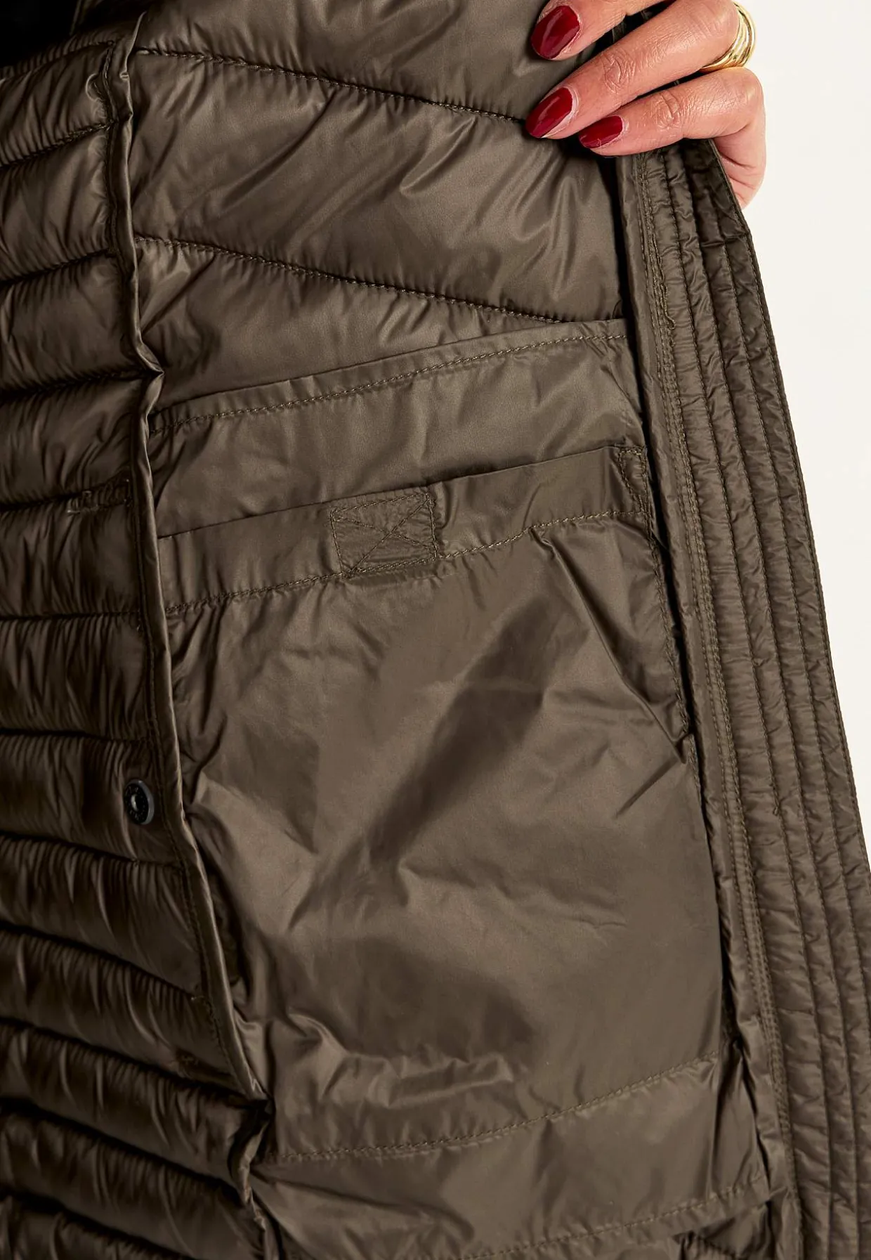 Praktisk, stilfuld letvægtsjakke