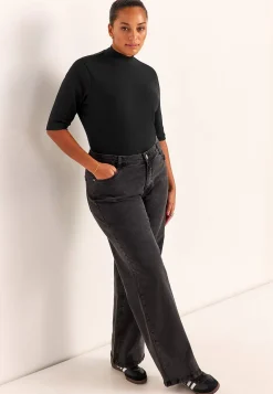 Ribbet top med turtleneck | Cellbes