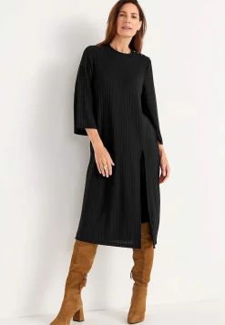 Ribstrikket tunikakjole