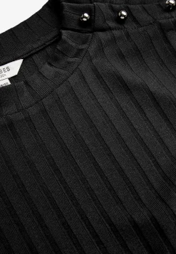 Ribstrikket tunikakjole