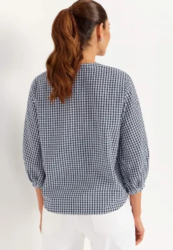 Småternet bluse i seersucker